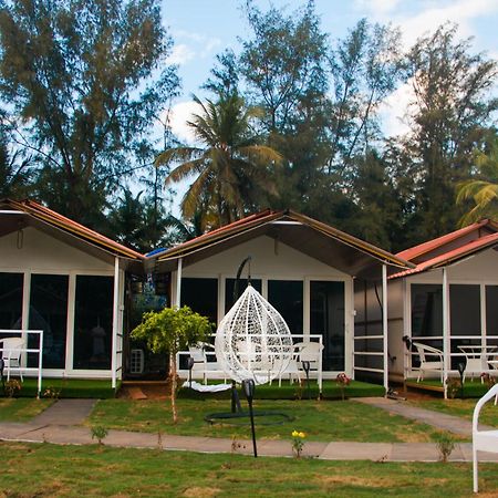 Luxurious Beach Resort Агонда Екстер'єр фото